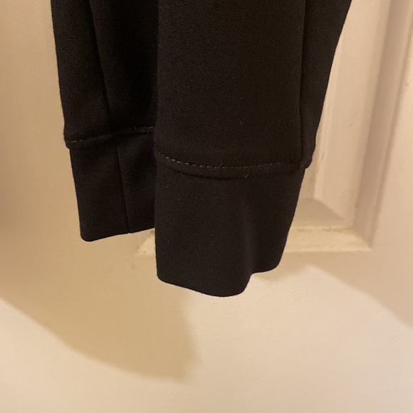 Black cargo style jogger with elastic waist and draw string - Picture 6 of 8